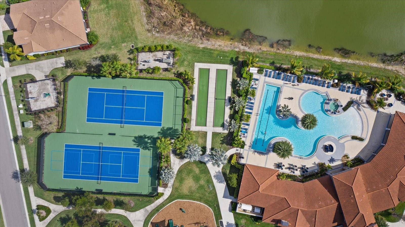 11925 BOHEMIAN PL, Venice, FL 34293