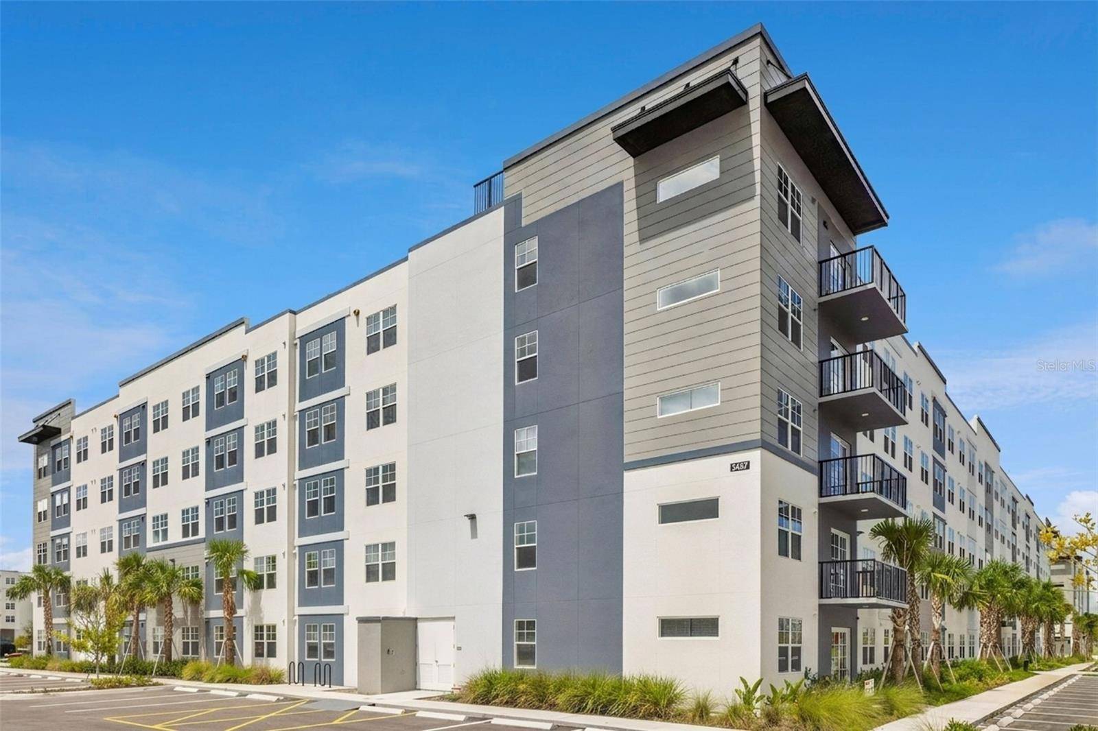 5587 MILLENIA PARK BLVD #203, Orlando, FL 32839
