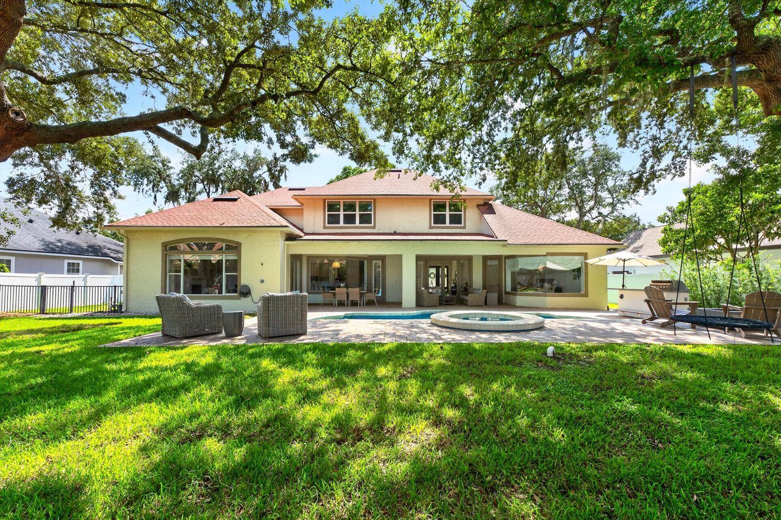 4512 OLD CARRIAGE TRL, Oviedo, FL 32765
