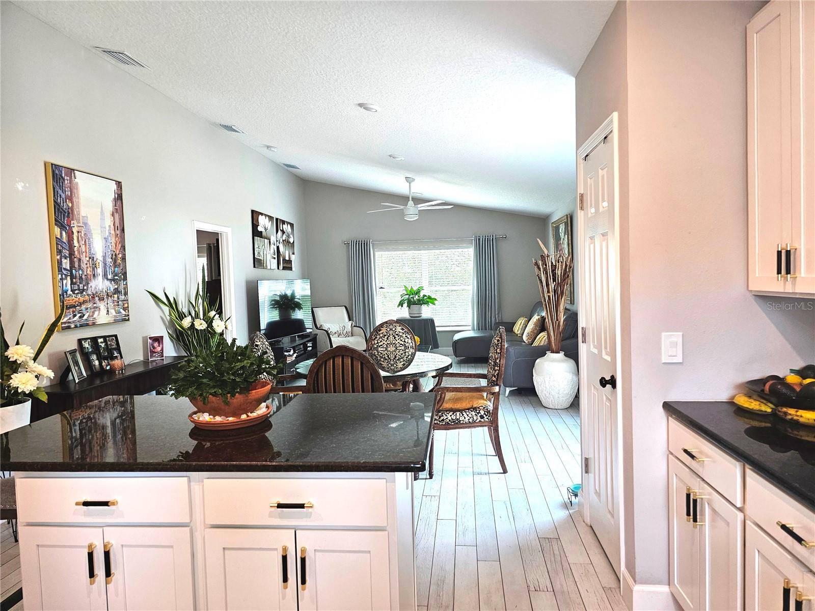 259 TOMS RD, Debary, FL 32713
