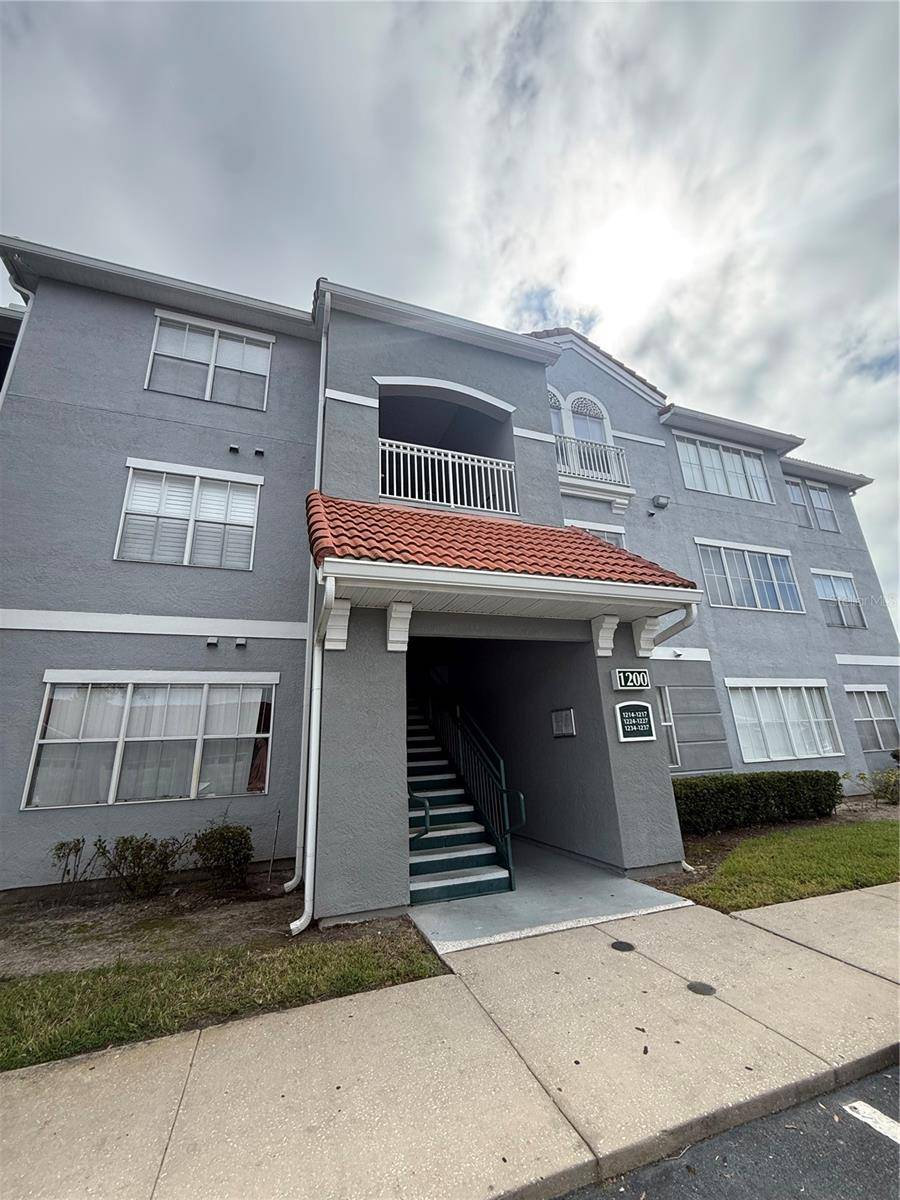 18001 RICHMOND PLACE DR #1236, Tampa, FL 33647