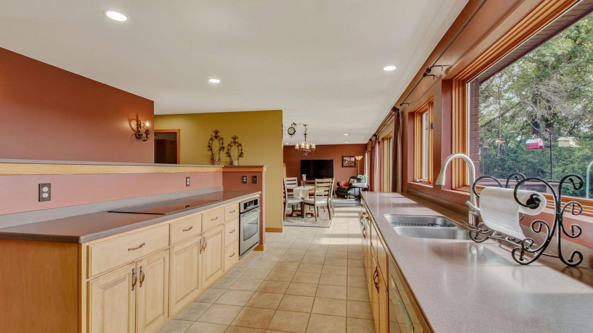 455 E Woodridge Drive, Eau Claire, WI 54701