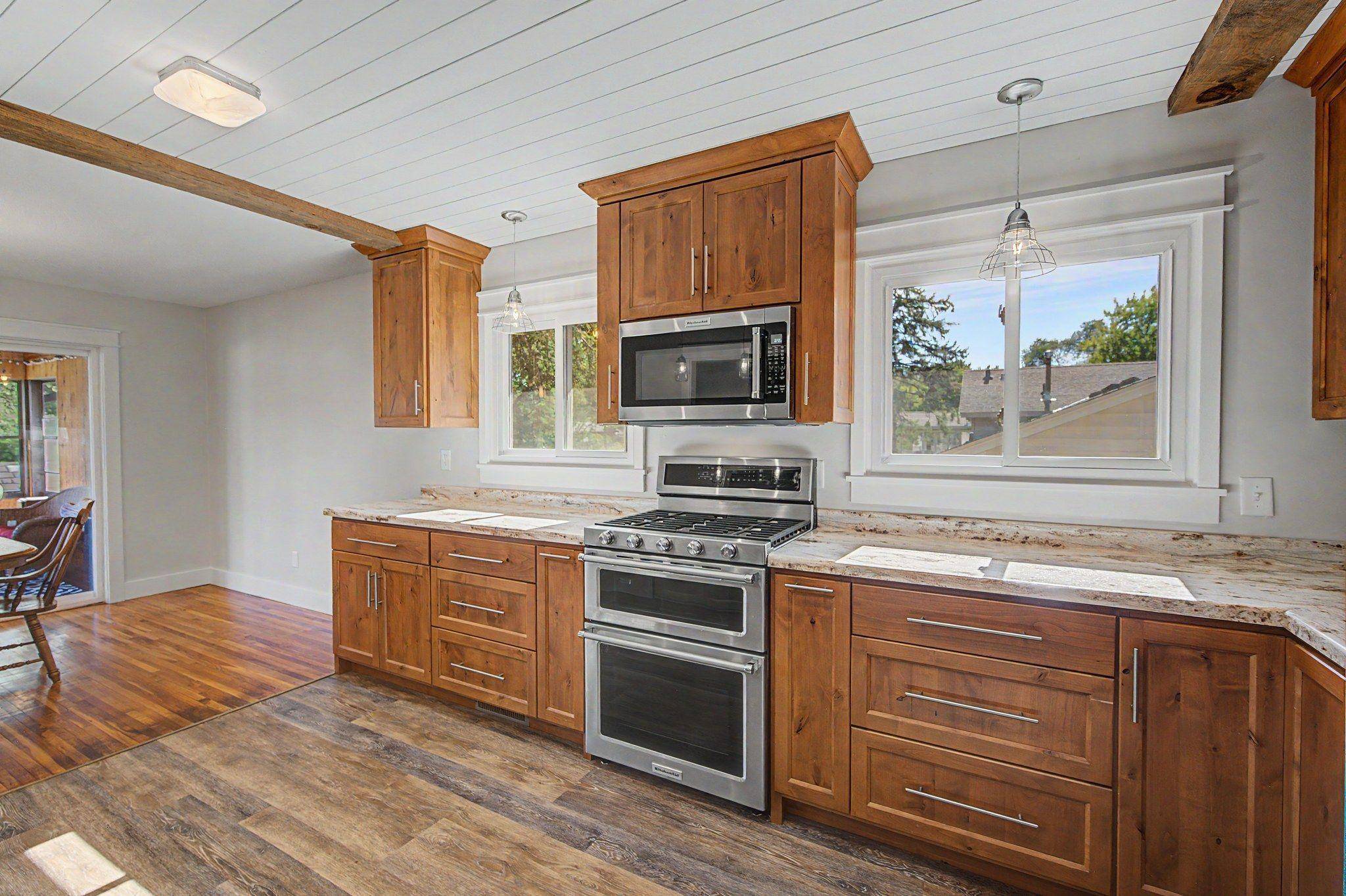 10496 Thrush ST NW, Coon Rapids, MN 55433