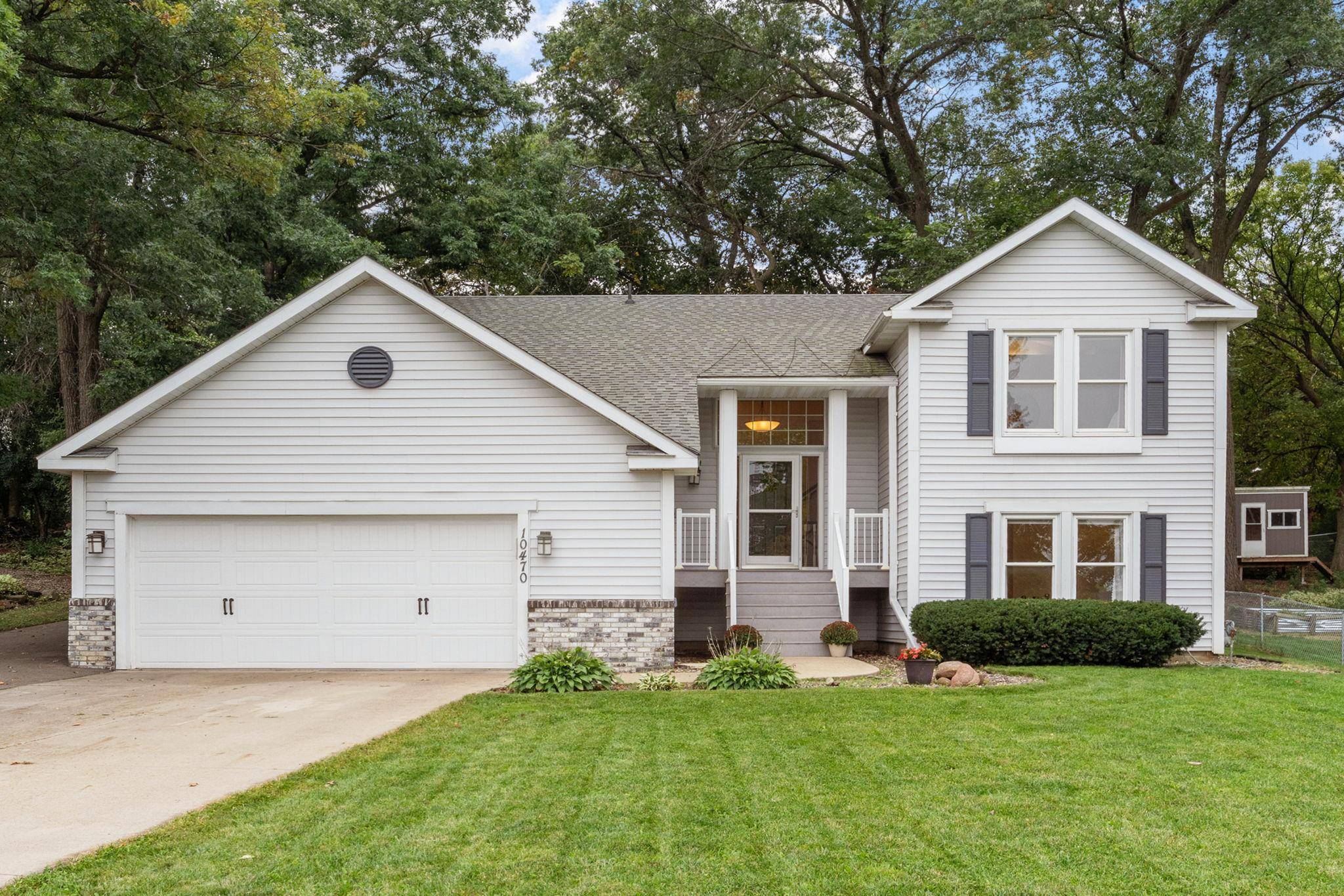 10470 169th ST W, Lakeville, MN 55044
