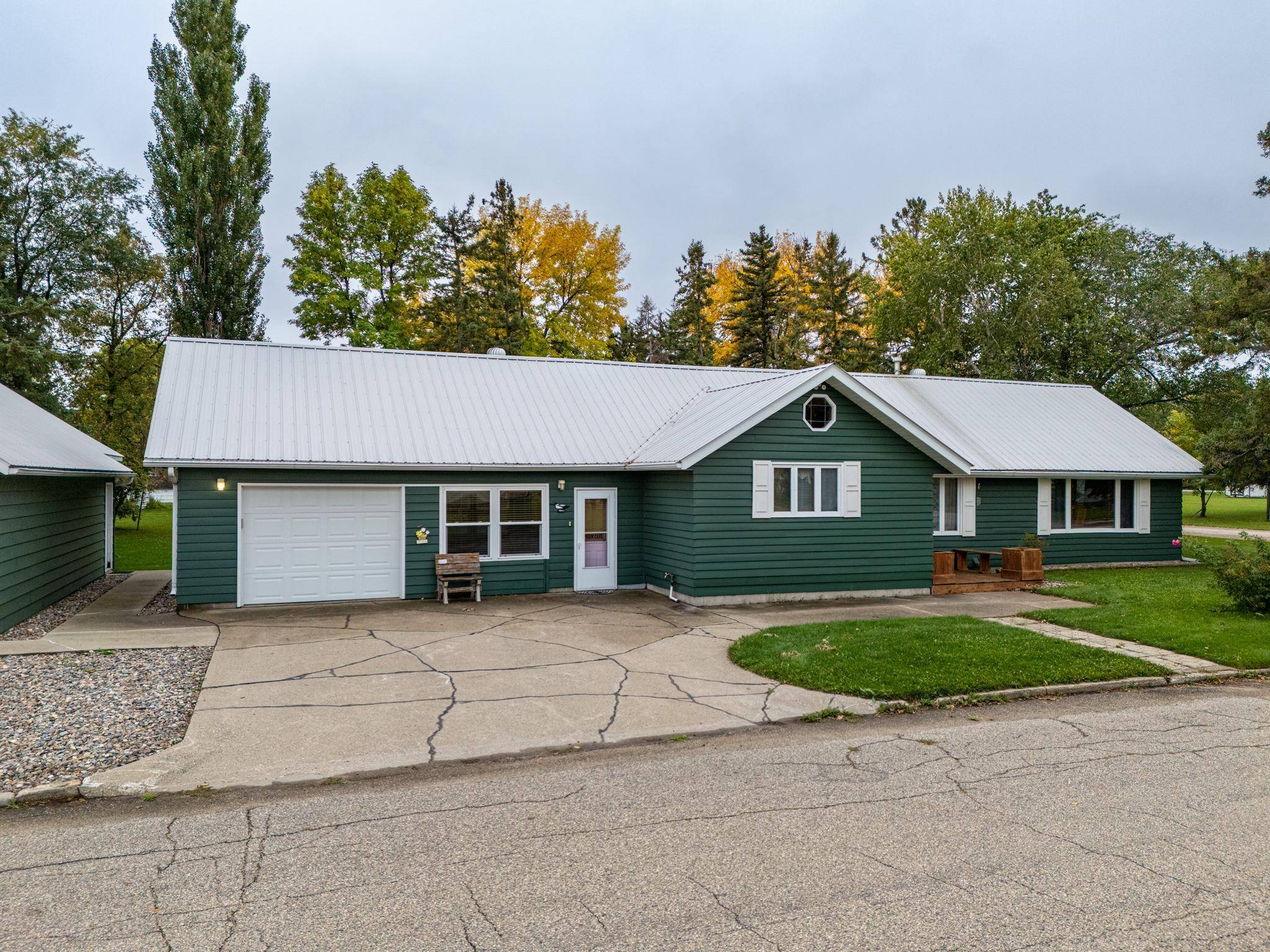 402 Toupin ST, Oklee, MN 56742