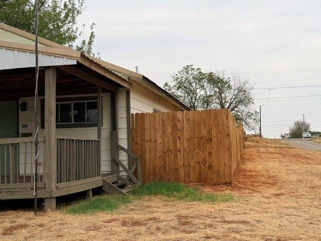 802 N 7th ST, Sayre, OK 73662