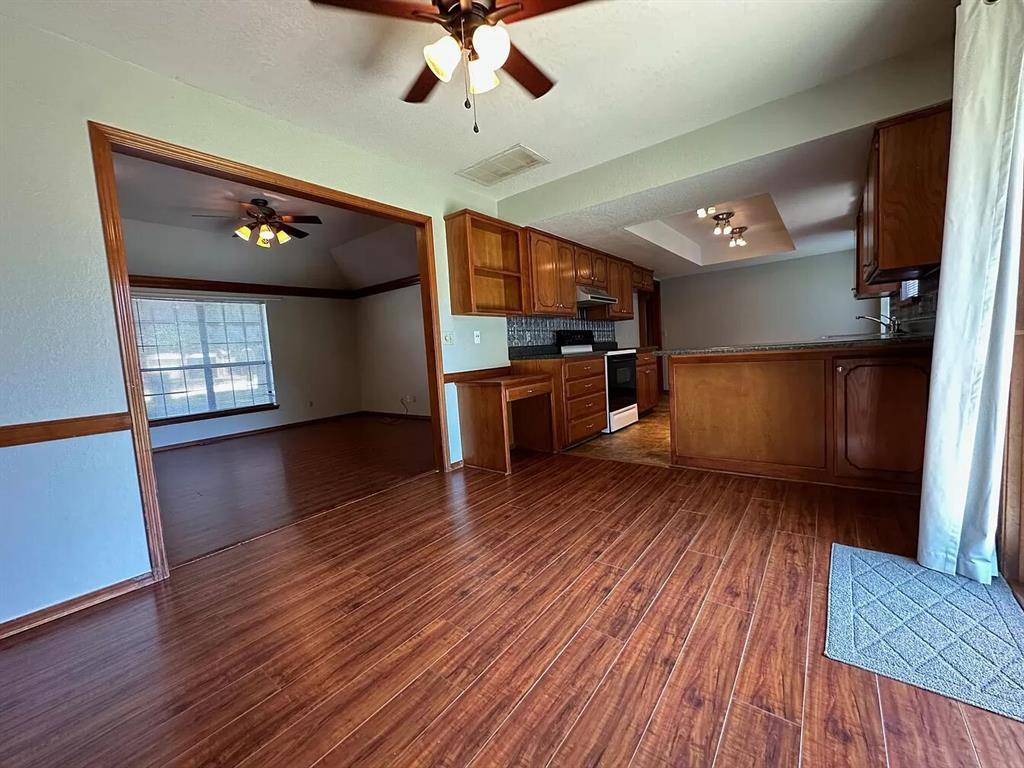 512 Bonita CIR, Norman, OK 73072