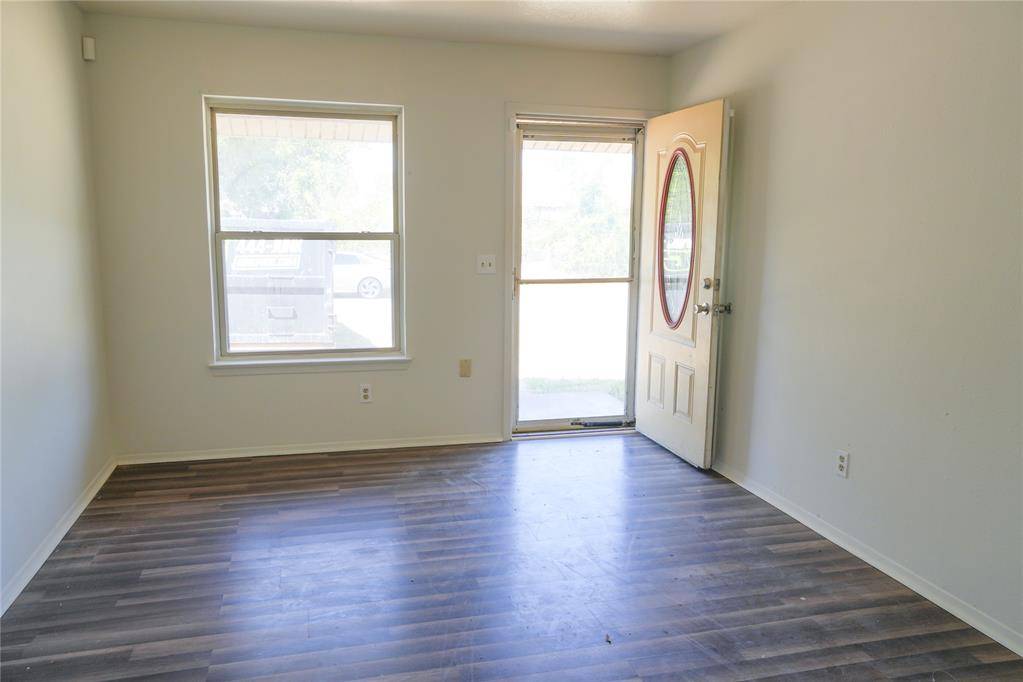 7228 NW 17th ST, Bethany, OK 73008