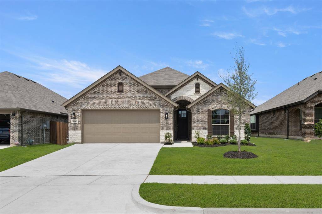 806 Misty Lane, Cleburne, TX 76033