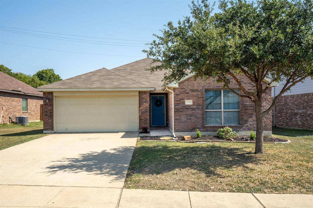 230 Windmill Drive, Justin, TX 76247