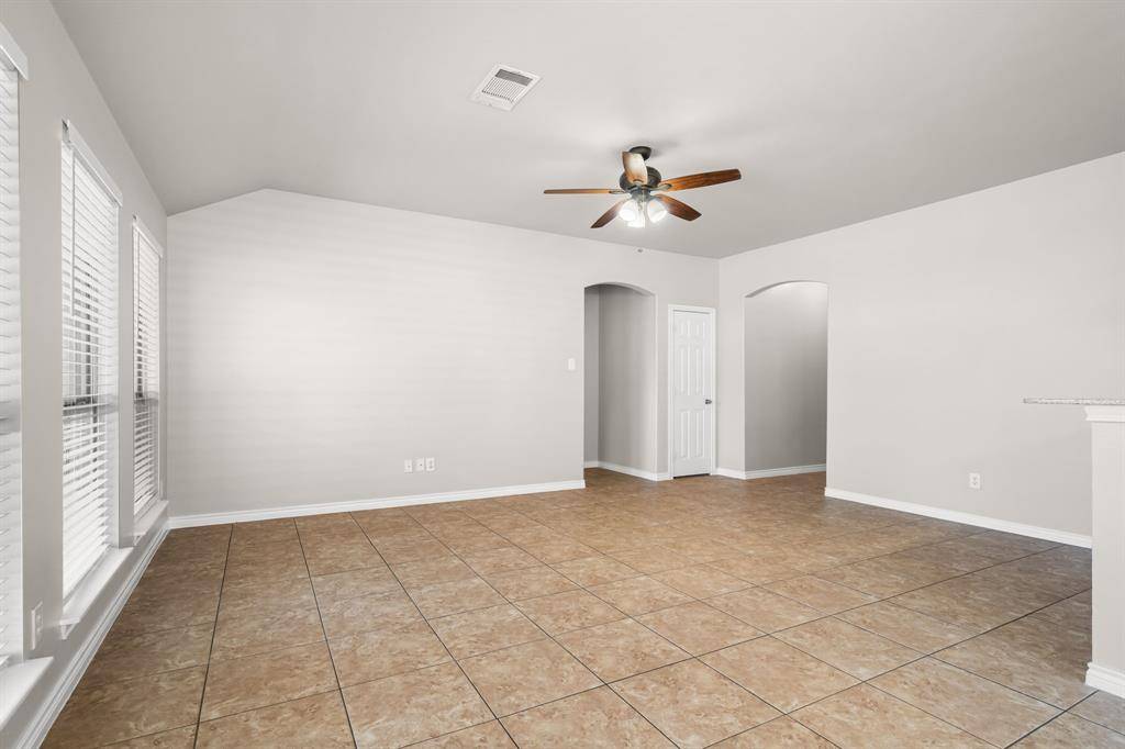 230 Windmill Drive, Justin, TX 76247