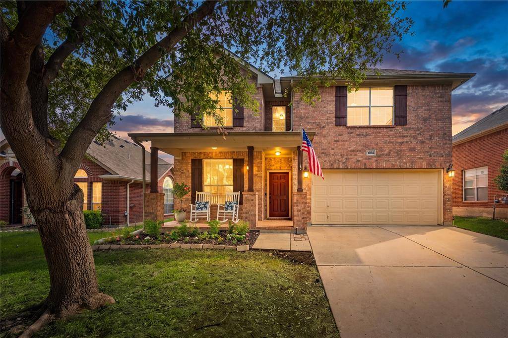 4952 Paddock Drive, Fort Worth, TX 76244