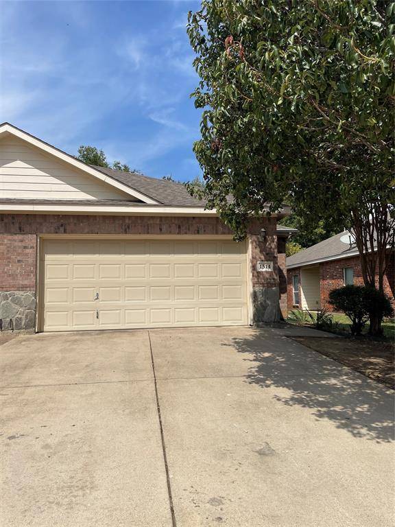1514 Piedmont Drive, Mansfield, TX 76063