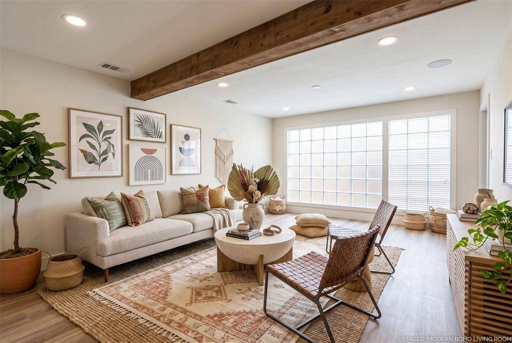 4414 Buena Vista Street #17, Dallas, TX 75205