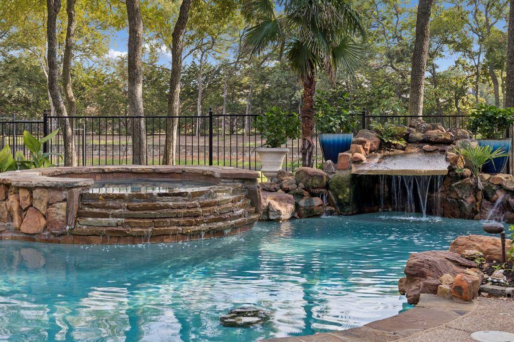 505 King Ranch Road, Southlake, TX 76092