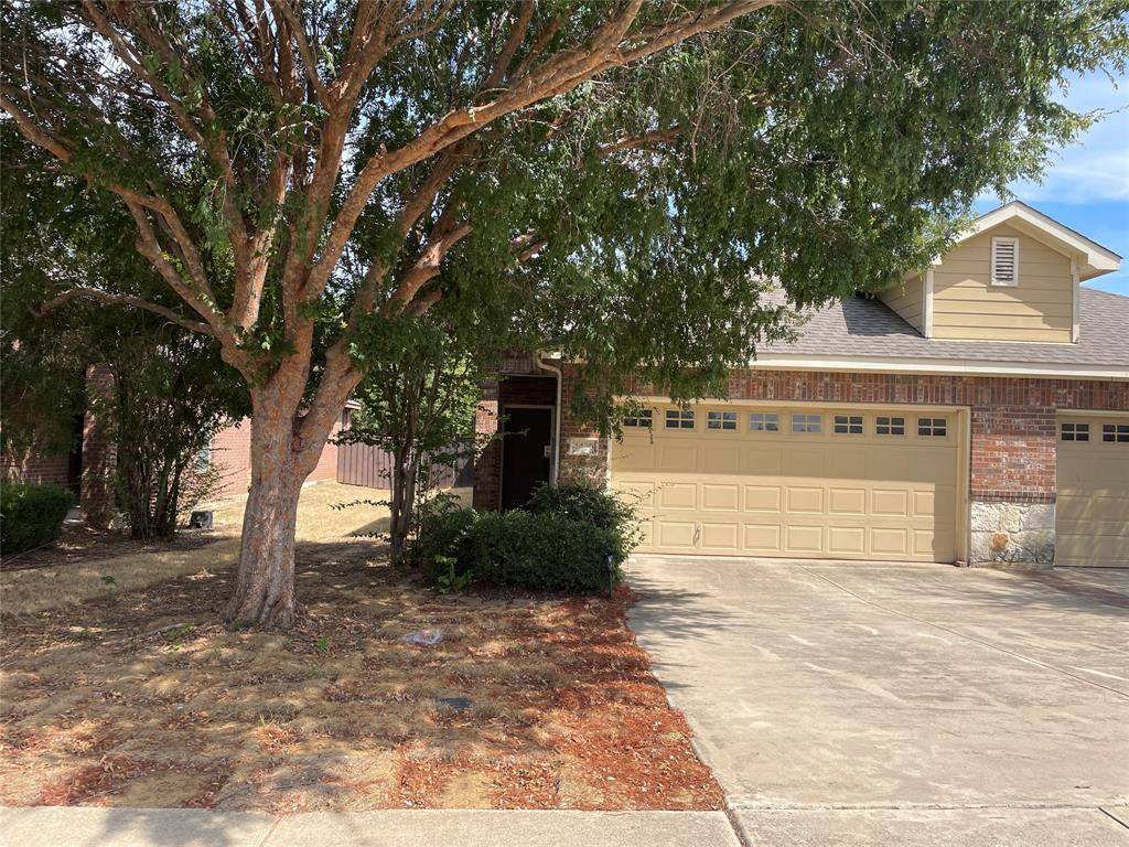 1430 Ravenwood Lane, Mansfield, TX 76063