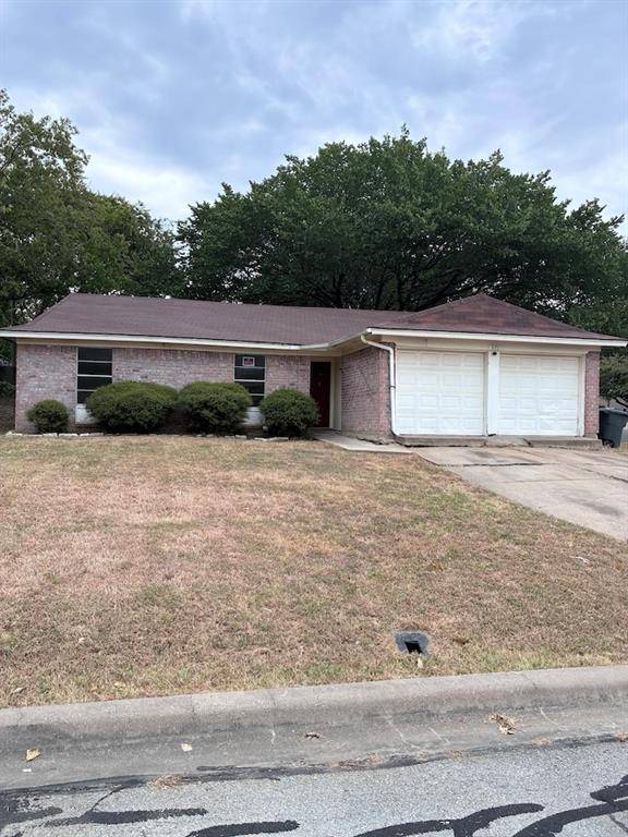 621 Dayton Road, Mansfield, TX 76063
