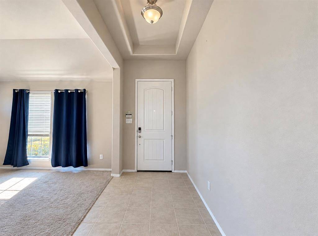 100 Gardenia Drive, Azle, TX 76020
