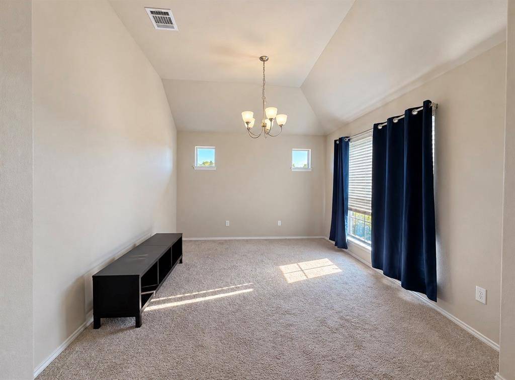 100 Gardenia Drive, Azle, TX 76020