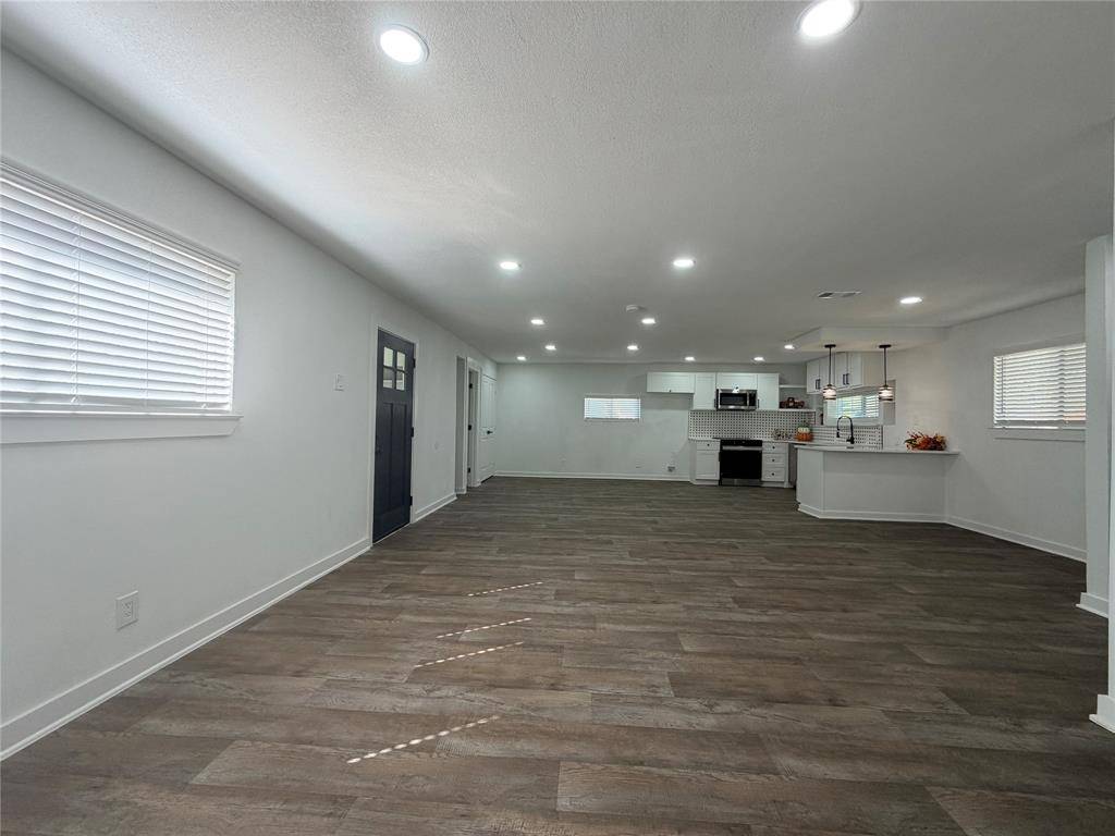 1424 E Parker Road, Plano, TX 75074