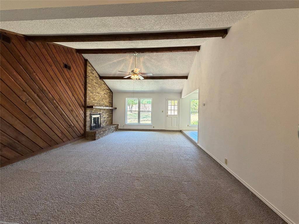 3606 Grissom Drive, Arlington, TX 76016
