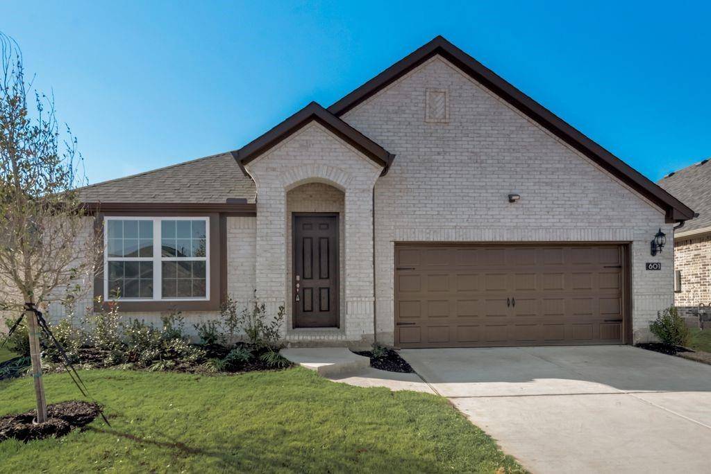 601 Amenduni Lane, Anna, TX 75409