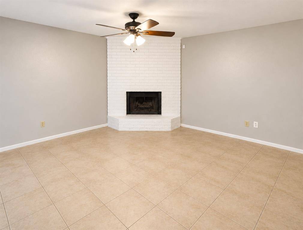 4209 Wingrove Drive, Arlington, TX 76015