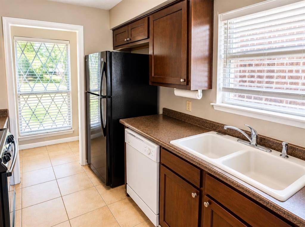 4209 Wingrove Drive, Arlington, TX 76015