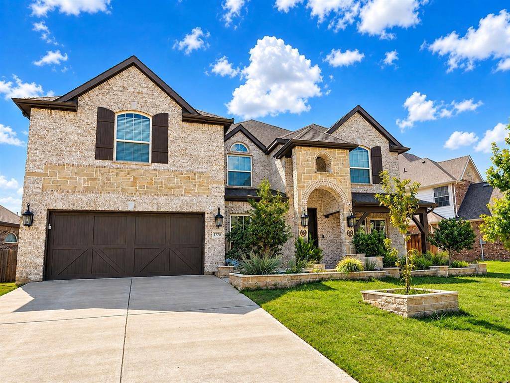 7720 Falcon Ridge Road, Denton, TX 76208