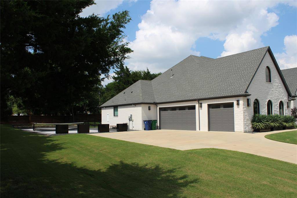 333 Renaissance Lane, Heath, TX 75032