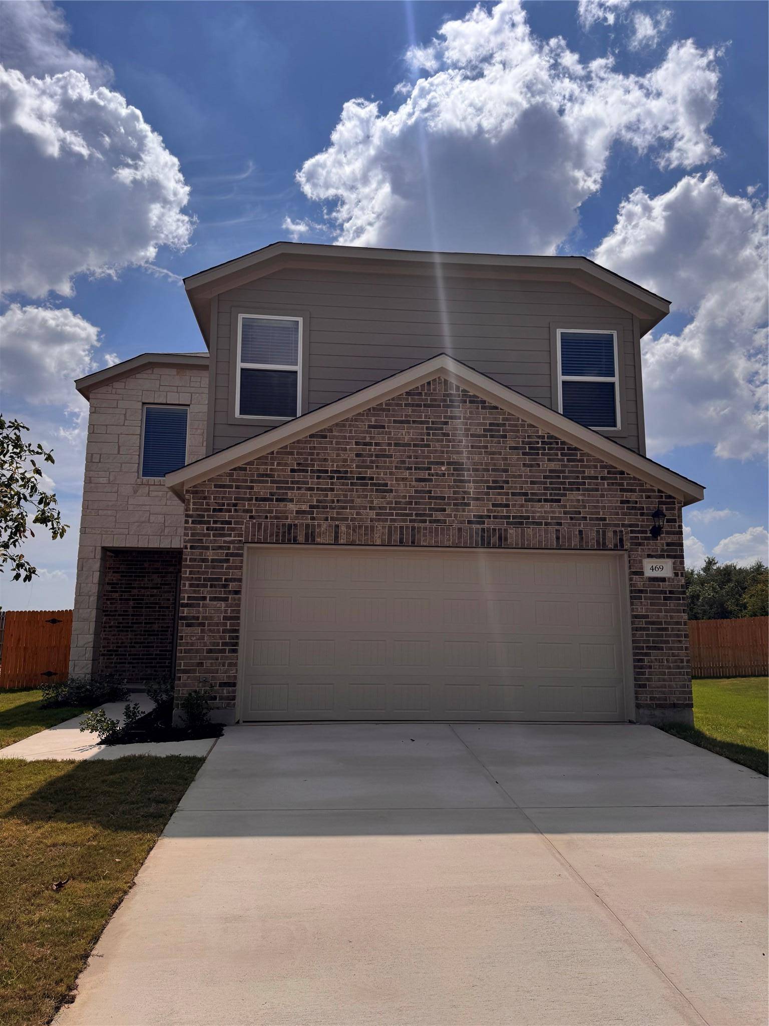 469 Unakite TRL, Liberty Hill, TX 78642