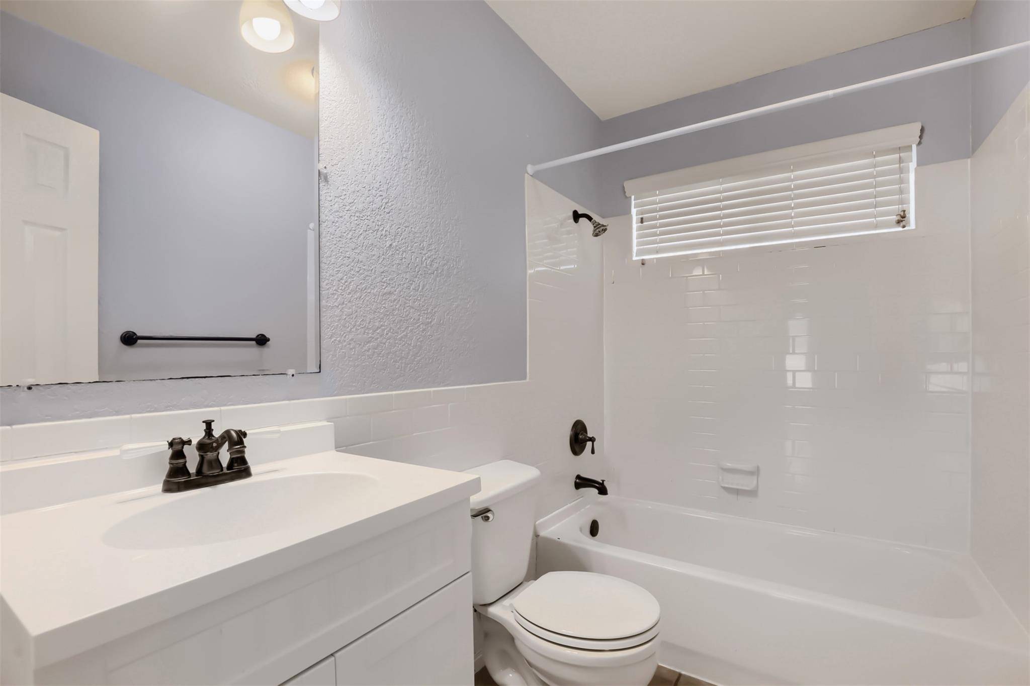 2109 Pennsylvania Ave #B, Austin, TX 78702