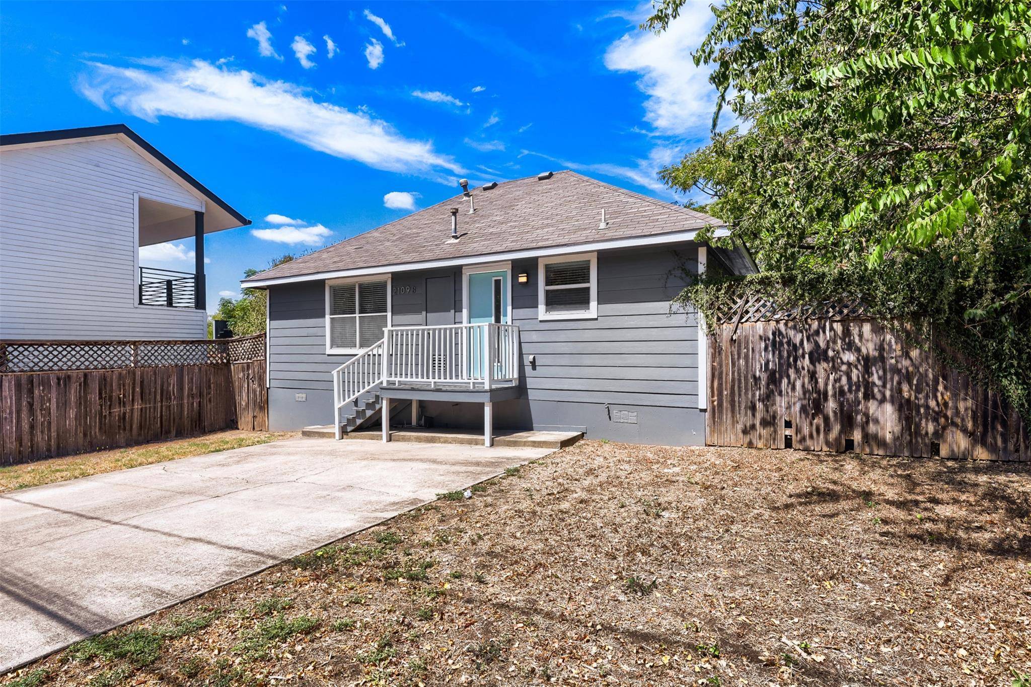 2109 Pennsylvania Ave #B, Austin, TX 78702