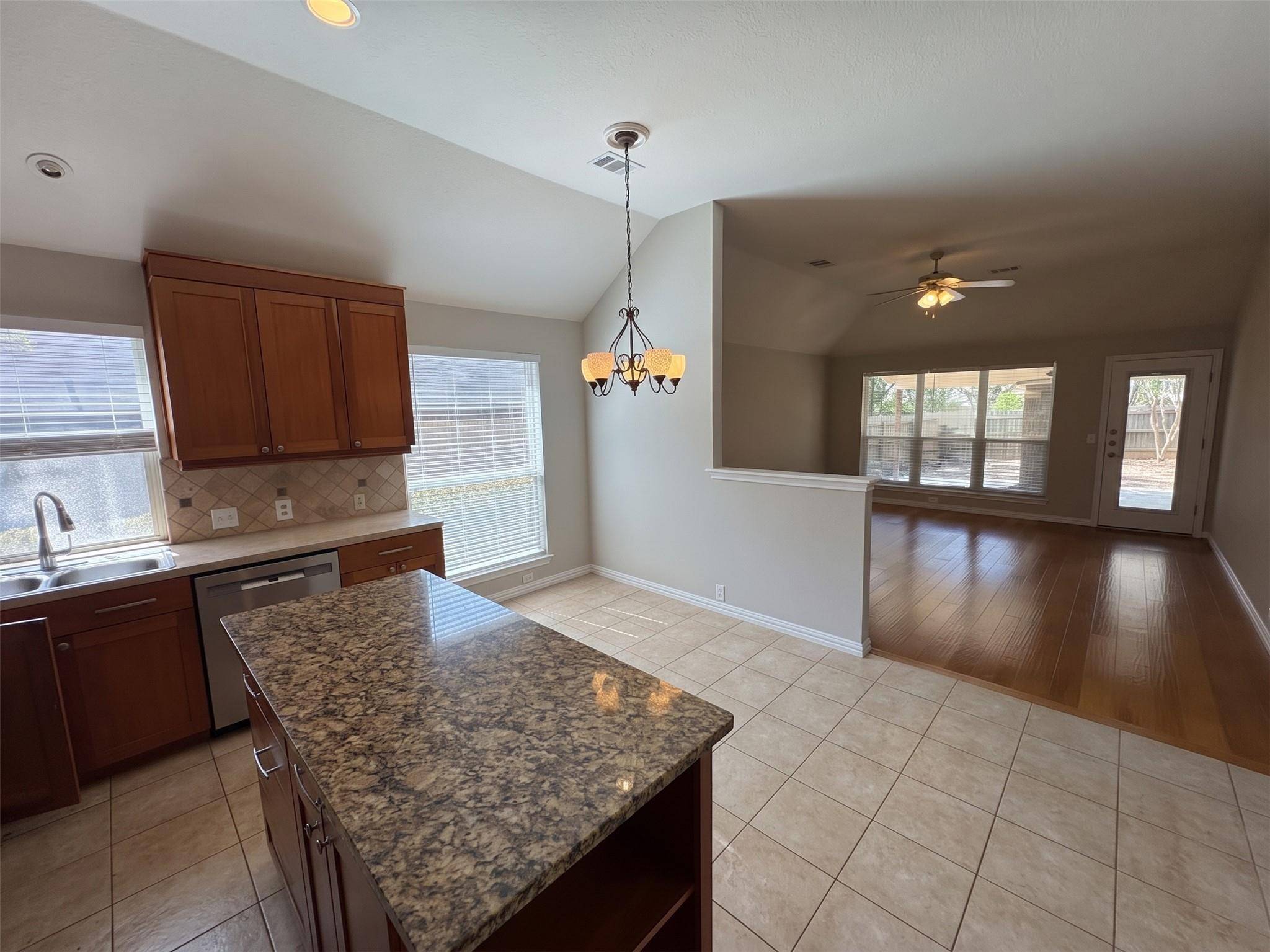 4913 Calhoun Canyon LOOP, Austin, TX 78735