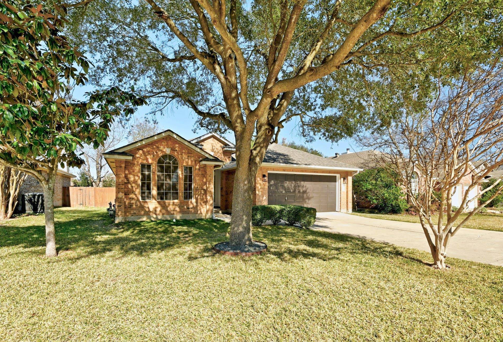 2738 Winding Brook DR, Austin, TX 78748