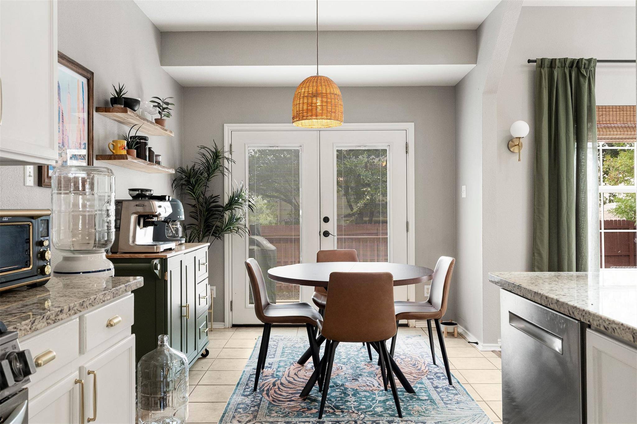 7009 Wandering Oak RD, Austin, TX 78749
