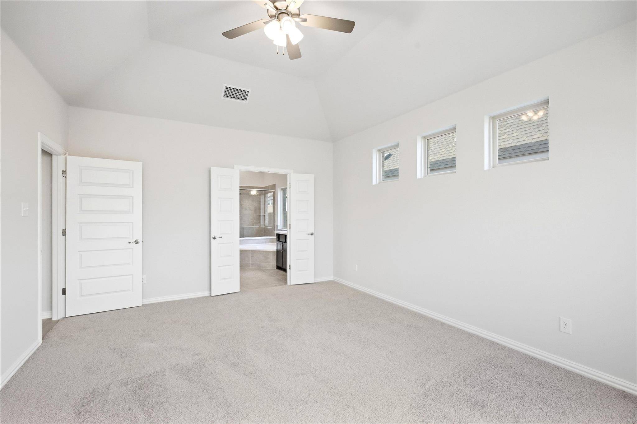 409 Grey Leaf RD, Buda, TX 78610