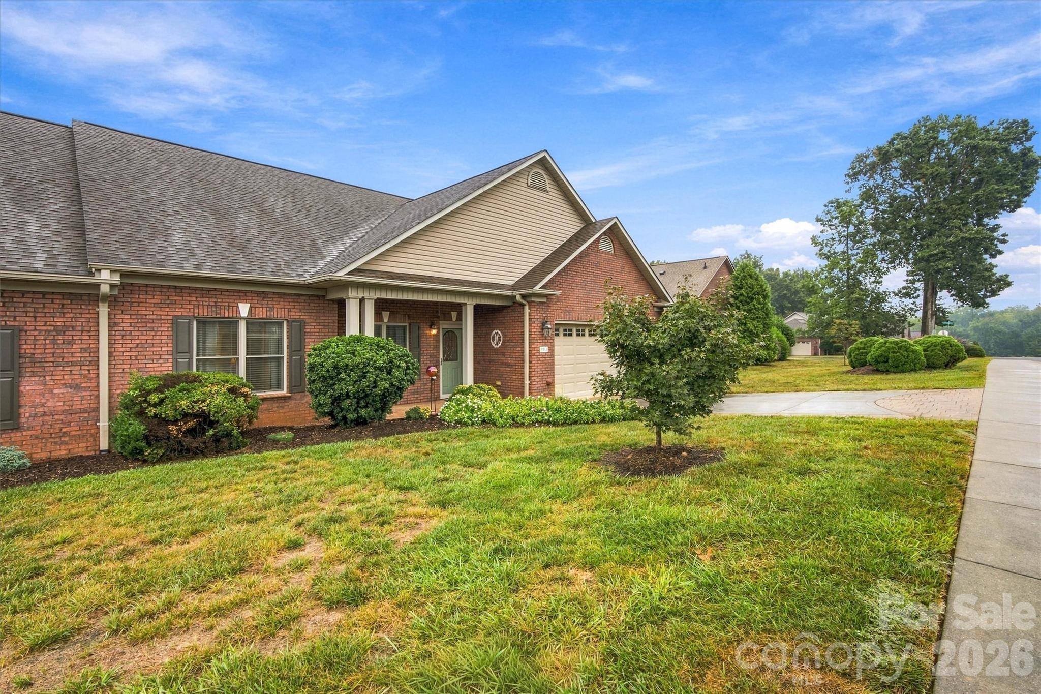 808 3rd ST NE, Conover, NC 28613