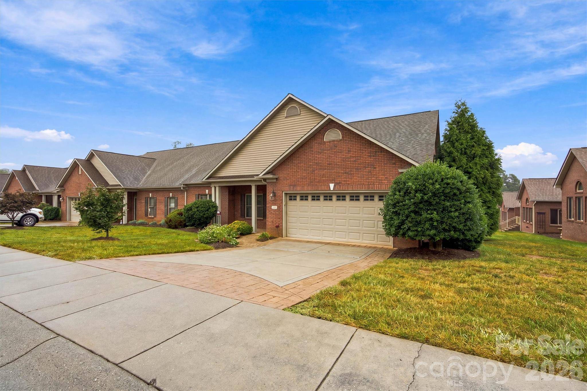 808 3rd ST NE, Conover, NC 28613