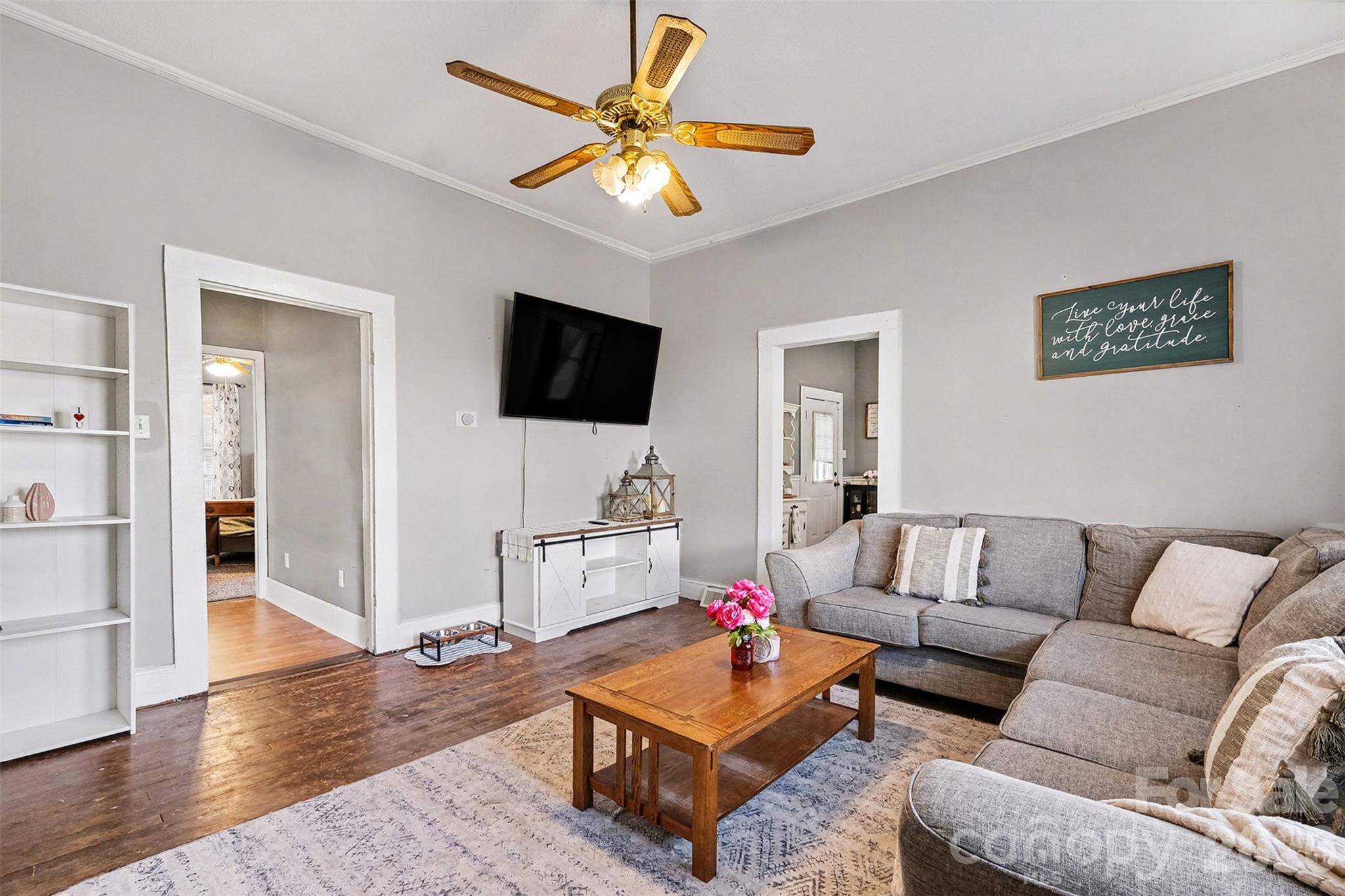911 N Walnut ST, Kannapolis, NC 28081