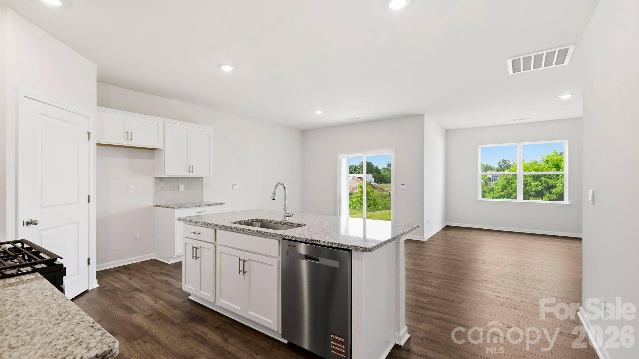 52 Piney Woods RD, Fletcher, NC 28732