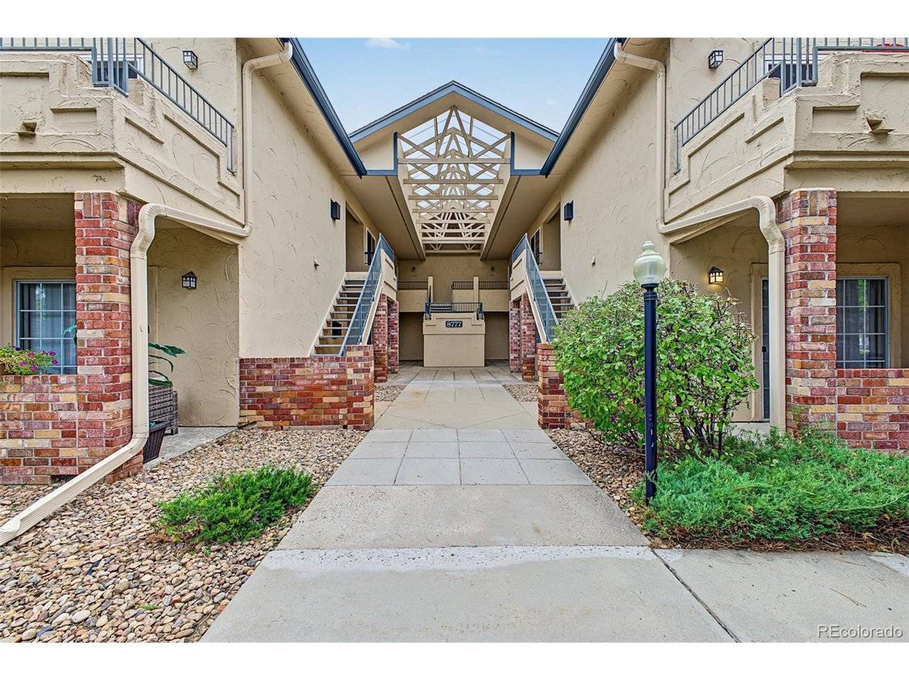 8777 E Dry Creek #1422, Centennial, CO 80112