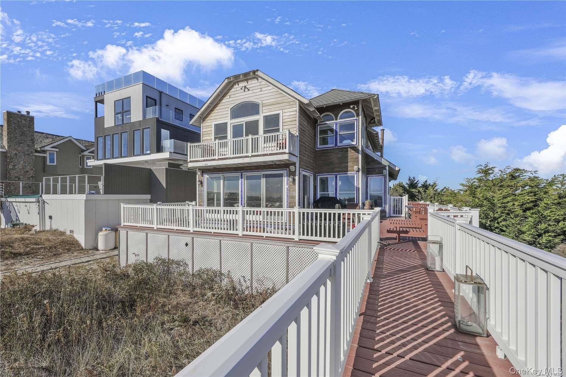 771 Dune RD, Westhampton Dunes, NY 11978