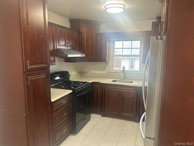 543 Palmer RD #2, Yonkers, NY 10701