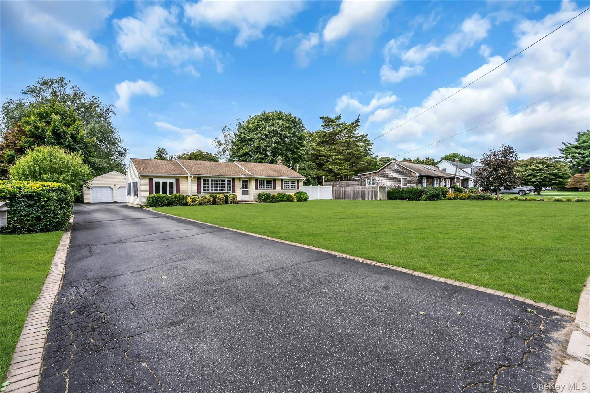 168 Cambon AVE, Saint James, NY 11780