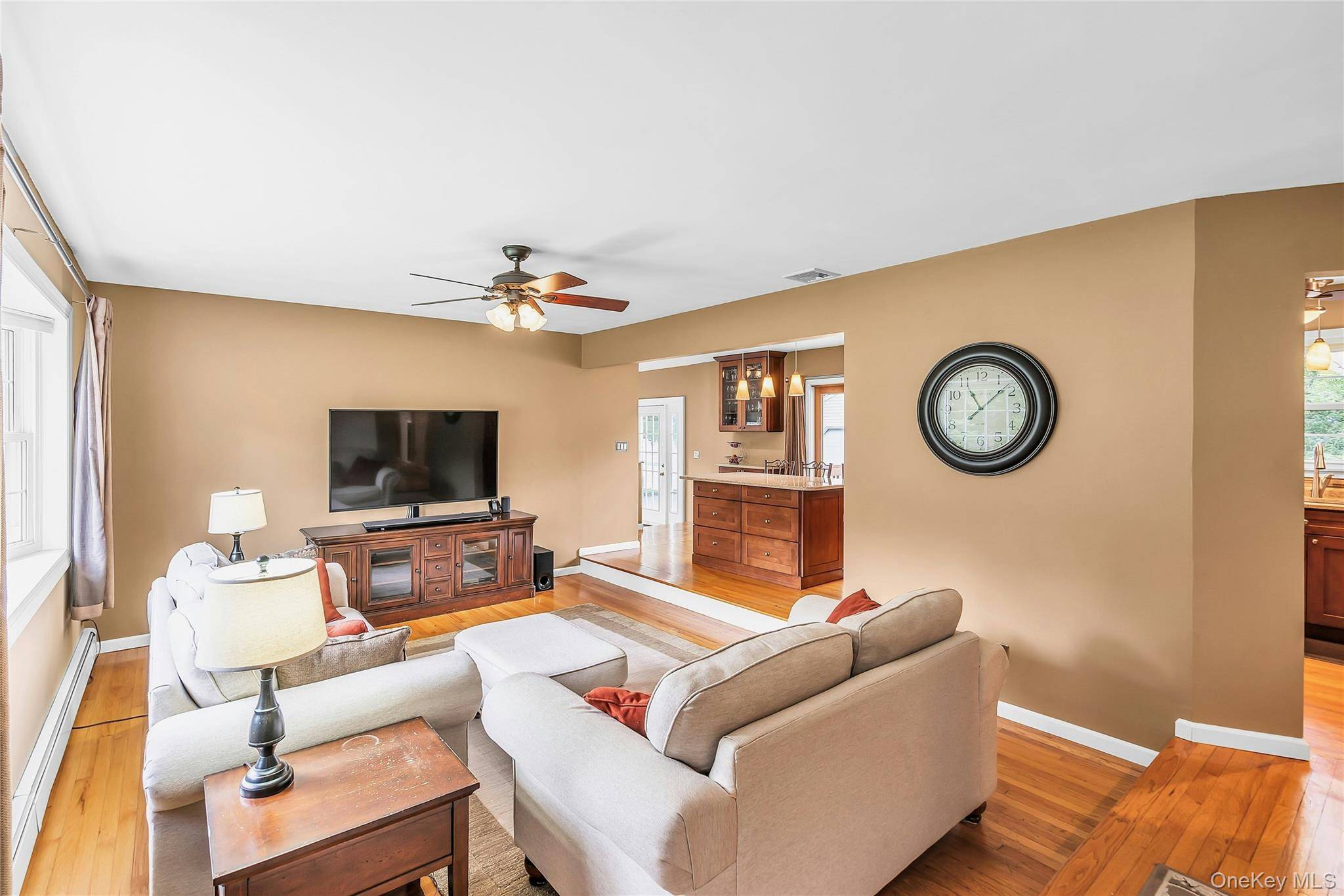 168 Cambon AVE, Saint James, NY 11780