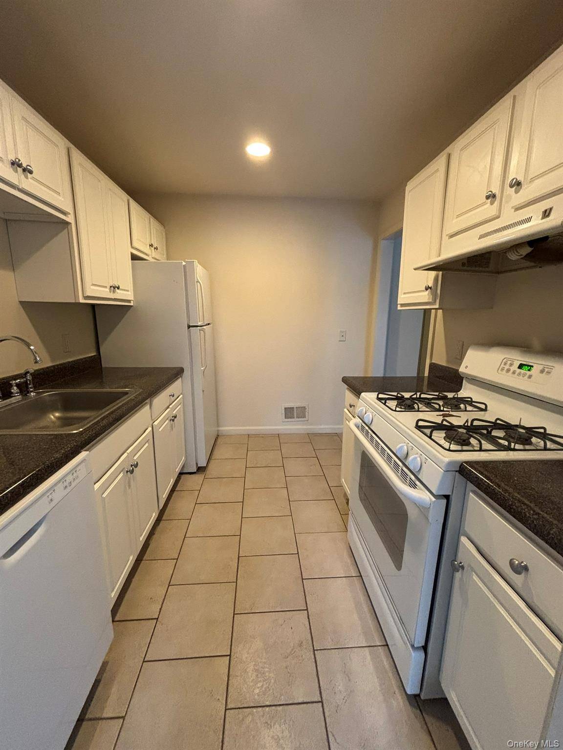 25 Henry W Dubios DR #36, New Paltz, NY 12561