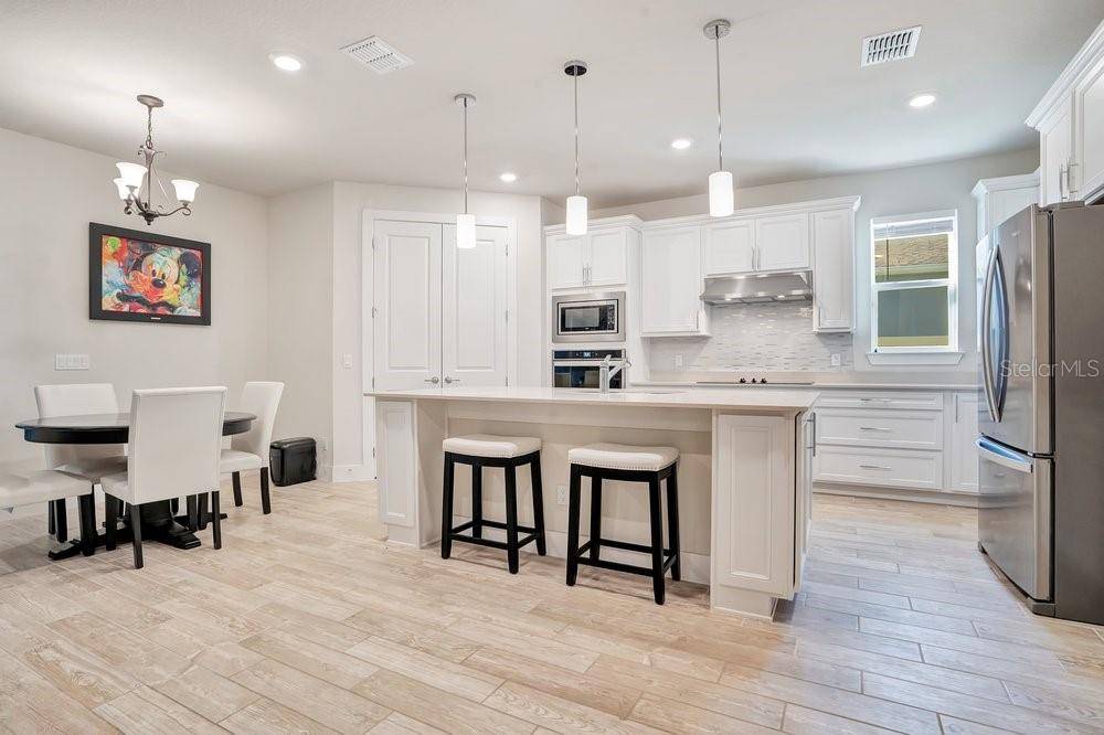704 FOX EDGE CT, Oviedo, FL 32765