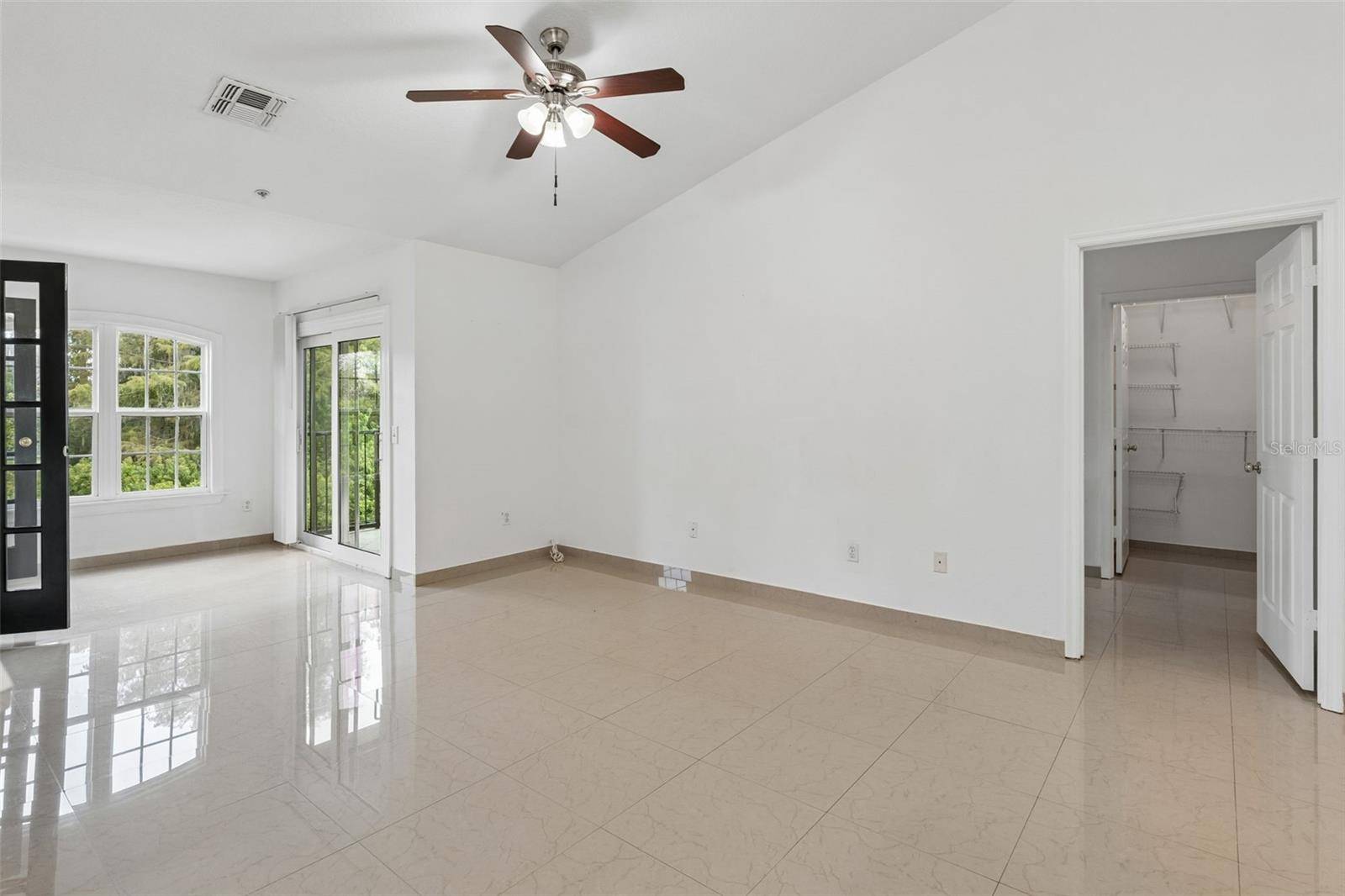 6530 SWISSCO DR #1122, Orlando, FL 32822