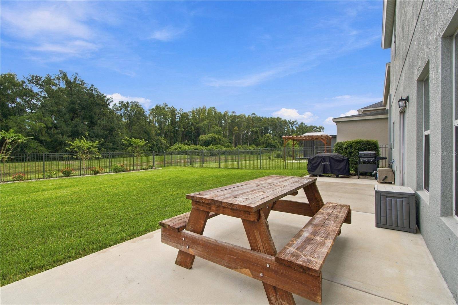 3161 WINGLEWOOD CIR, Lutz, FL 33558